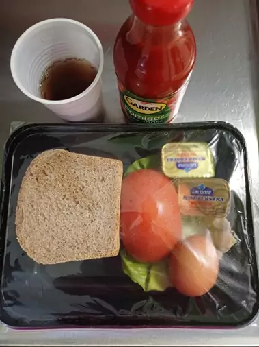 Kolacja: dieta z ograniczeniem łatwoprzyswajalnych węglowodanów (Chorzów)
Chleb graham – masło – jajko gotowane – pomidor – sałata zielona – herbata czarna
A: GLU PSZ, JAJ, MLE
A: 1, 3, 7
Posiłek nocny: dieta z ograniczeniem łatwoprzyswajalnych węglowodanów (Chorzów)
Sok pomidorowy
A: -
Kolacja: dieta z ograniczeniem łatwoprzyswajalnych węglowodanów (Chorzów)
Chleb graham – masło – jajko gotowane – pomidor – sałata zielona – herbata czarna
A: GLU PSZ, JAJ, MLE
A: 1, 3, 7
Posiłek nocny: dieta z ograniczeniem łatwoprzyswajalnych węglowodanów (Chorzów)
Sok pomidorowy
A: -