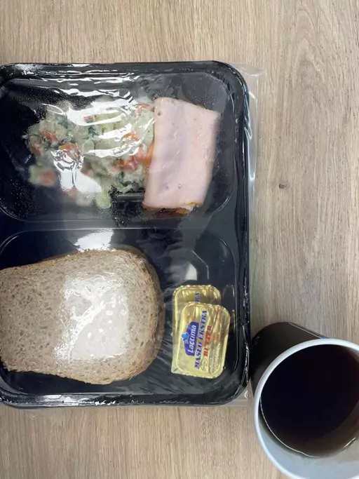 Kolacja: dieta z ograniczeniem łatwoprzyswajalnych węglowodanów (Sosnowiec)
Herbata czarna granulowana – chleb graham – masło – szynka z piersi kurczaka – sałatka jarzynowa
A: 1, 6, 7, 9
Kolacja: dieta z ograniczeniem łatwoprzyswajalnych węglowodanów (Sosnowiec)
Herbata czarna granulowana – chleb graham – masło – szynka z piersi kurczaka – sałatka jarzynowa
A: 1, 6, 7, 9