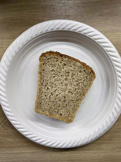 II śniadanie: dieta z ograniczeniem łatwoprzyswajalnych węglowodanów (Chorzów, Sosnowiec)
Kanapka z serkiem śniadaniowym
A: GLU PSZ, MLE
II śniadanie: dieta z ograniczeniem łatwoprzyswajalnych węglowodanów (Chorzów, Sosnowiec)
Kanapka z serkiem śniadaniowym
A: GLU PSZ, MLE