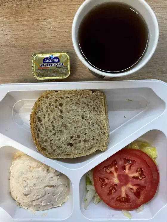 Kolacja: dieta z ograniczeniem łatwoprzyswajalnych węglowodanów (Chorzów, Sosnowiec)
Herbata – pomidor – sałata – chleb graham – margaryna – pasta z ryby gotowanej
A: GLU, RYB, MLE
Kolacja: dieta z ograniczeniem łatwoprzyswajalnych węglowodanów (Chorzów, Sosnowiec)
Herbata – pomidor – sałata – chleb graham – margaryna – pasta z ryby gotowanej
A: GLU, RYB, MLE