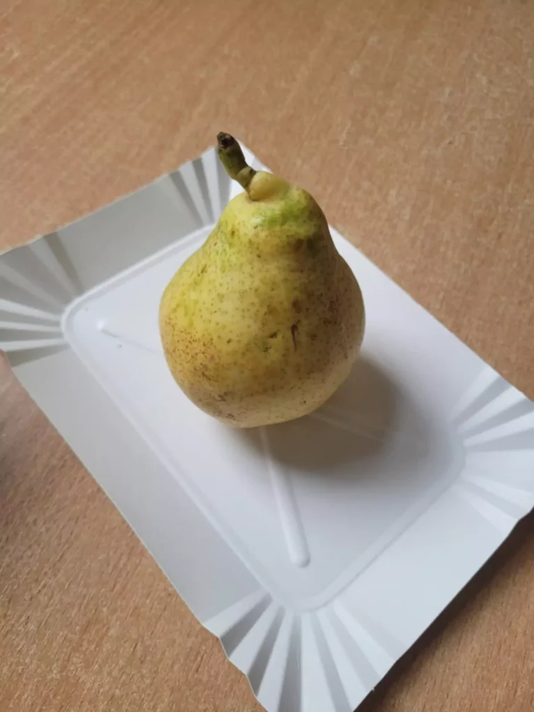 II śniadanie: dieta podstawowa (Chorzów, Sosnowiec) 
Gruszka
A: - 
