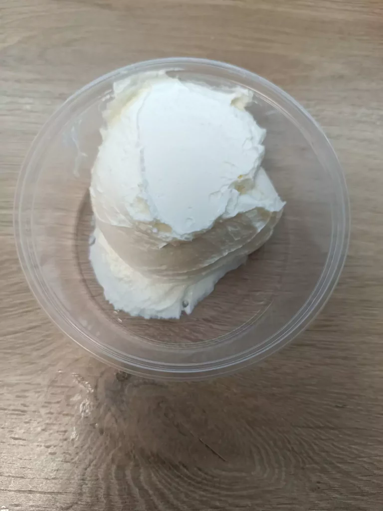 Posiłek nocny: dieta z ograniczeniem łatwoprzyswajalnych węglowodanów (Chorzów, Sosnowiec) 
Serek homogenizowany
A: MLE 
