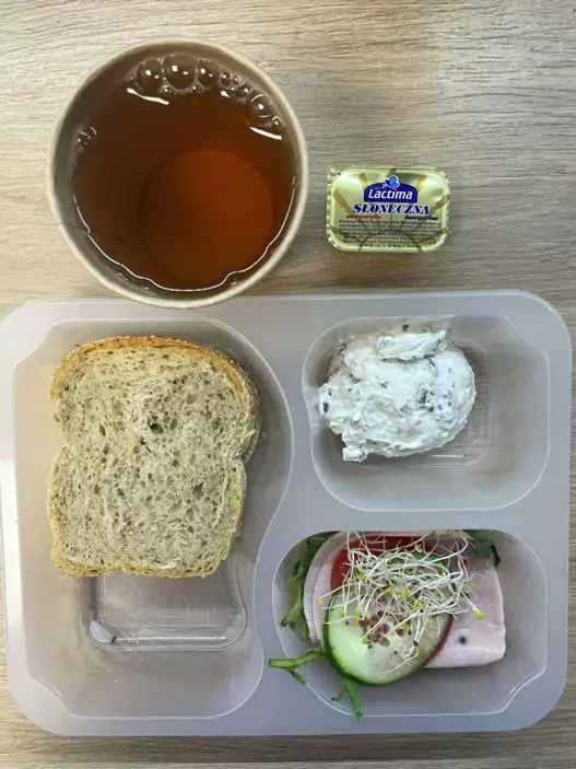 Kolacja: dieta z ograniczeniem łatwoprzyswajalnych węglowodanów (Chorzów, Sosnowiec)
Herbata czarna – chleb graham – margaryna – pasta słonecznikowa z suszonymi pomidorami – szynka biała – pomidor – sałata – kiełki - ogórek
A: GLU, SOJ, MLE, SEL, GOR
Kolacja: dieta z ograniczeniem łatwoprzyswajalnych węglowodanów (Chorzów, Sosnowiec)
Herbata czarna – chleb graham – margaryna – pasta słonecznikowa z suszonymi pomidorami – szynka biała – pomidor – sałata – kiełki - ogórek
A: GLU, SOJ, MLE, SEL, GOR