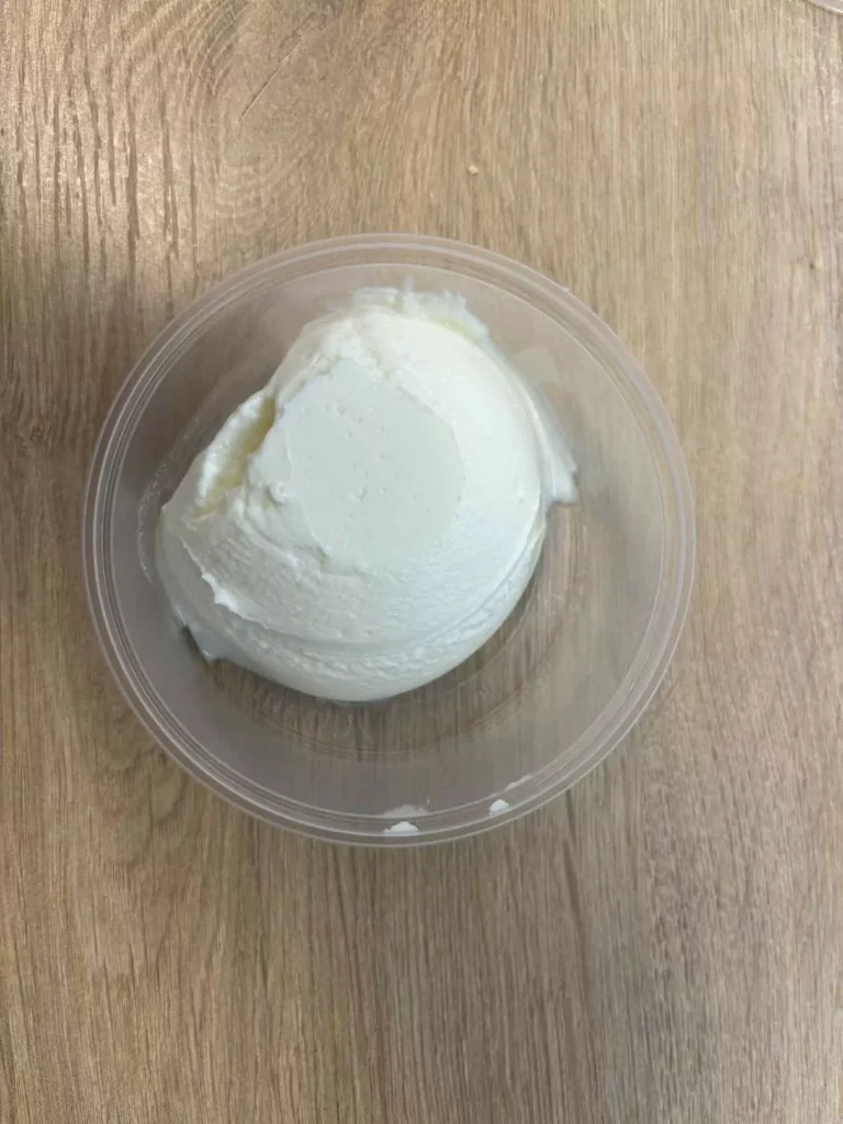 Posiłek nocny: Dieta podstawowa (Chorzów, Sosnowiec) 
Serek homogenizowany
A: MLE 
