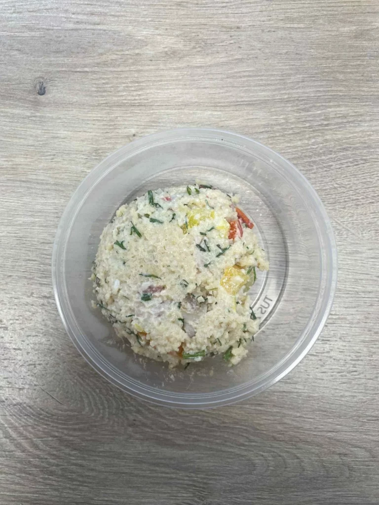 Posiłek nocny: dieta z ograniczeniem węglowodanów łatwoprzyswajalnych (Chorzów, Sosnowiec) Sałatka z kaszą i warzywami
A: GLU  
