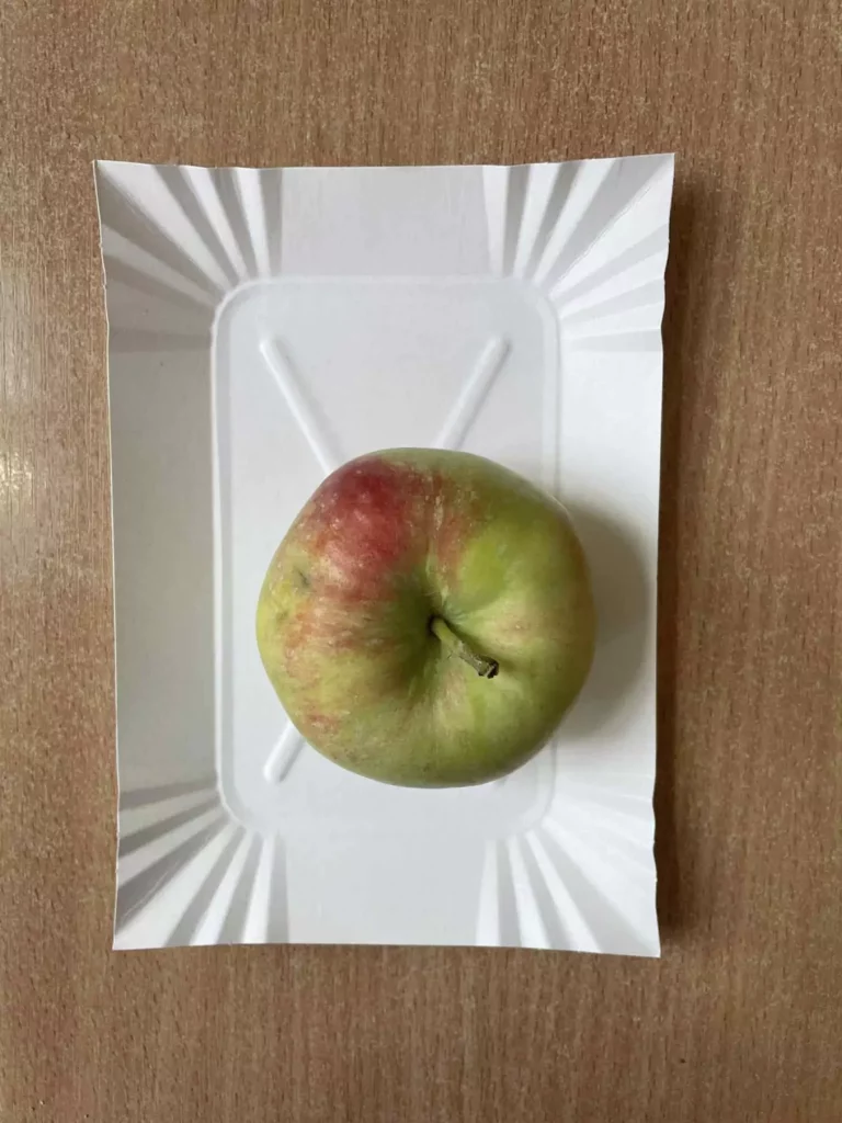 II śniadanie: dieta z ograniczeniem węglowodanów łatwoprzyswajalnych (Chorzów, Sosnowiec) 
Jabłko
A: - 
