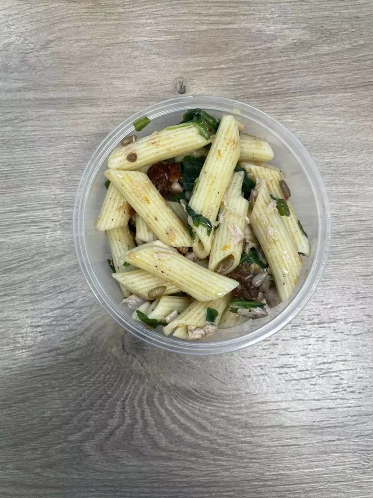 Posiłek nocny: dieta podstawowa (Chorzów, Sosnowiec) 
Sałatka makaronowa z warzywami
A: GLU, JAJ, MLE 
