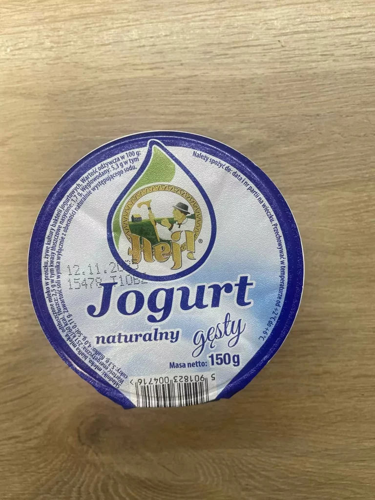 Posiłek nocny: dieta z ograniczeniem łatwoprzyswajalnych węglowodanów (Chorzów, Sosnowiec) 
Jogurt naturalny 
A: MLE
