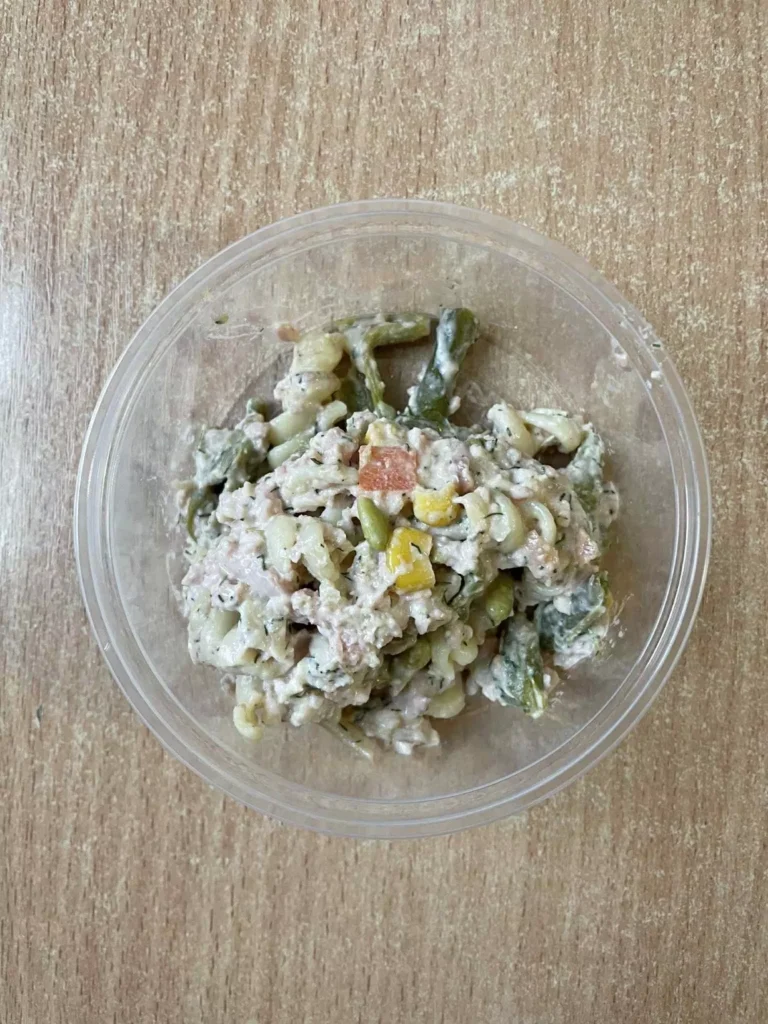 Posiłek nocny: dieta podstawowa (Chorzów, Sosnowiec) 
Sałatka makaronowa z warzywami
A: GLU 
